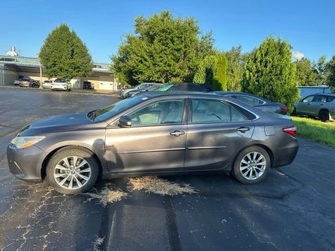 Used 2015 Toyota Camry XLE FWD image 4