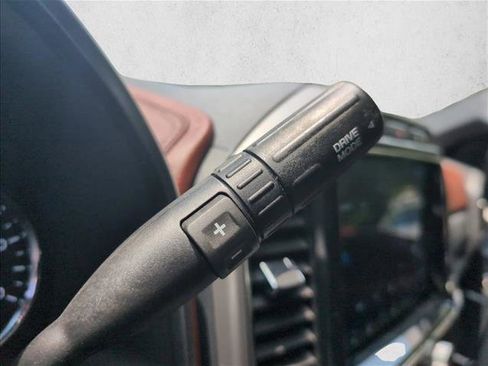 Used 2022 Ford F350 Platinum AWD/4WD image 14
