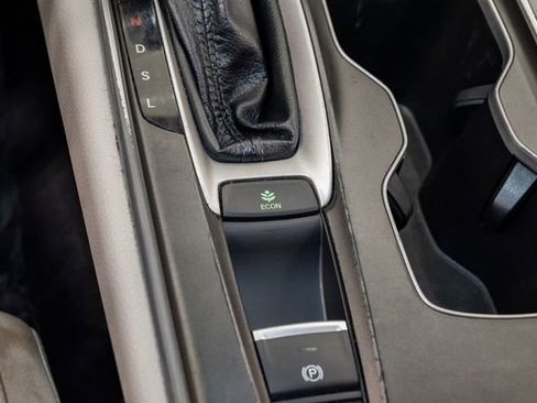 Used 2020 Honda Accord LX image 22