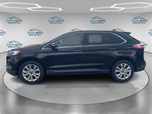 Used 2020 Ford Edge Titanium w/ Equipment Group 301A FWD image 8