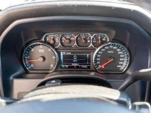 Used 2018 GMC Sierra 1500 SLE w/ SLE Value Package AWD/4WD image 19