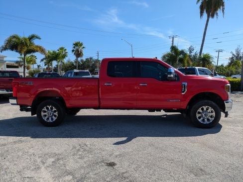 Used 2019 Ford F250 Lariat w/ Chrome Package AWD/4WD image 3