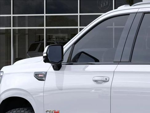 New 2026 GMC Yukon XL AT4 AWD/4WD image 12