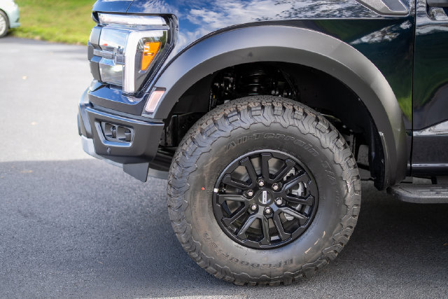 New 2026 Ford F150 Raptor AWD/4WD image 10