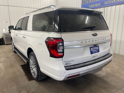 Used 2022 Ford Expedition Max Platinum AWD/4WD image 3