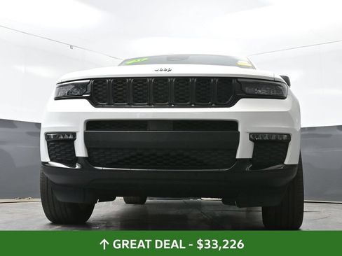 Used 2023 Jeep Grand Cherokee L Limited w/ Luxury Tech Group II AWD/4WD image 28