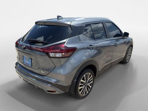 Used 2024 Nissan Kicks SV FWD image 6