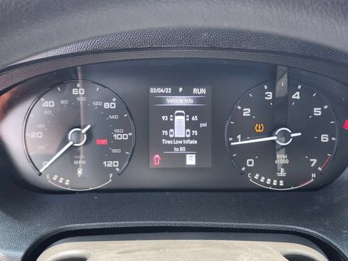 Used 2024 RAM ProMaster 2500 w/ Convenience Group FWD image 24