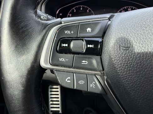 Used 2022 Honda Accord Sport image 12