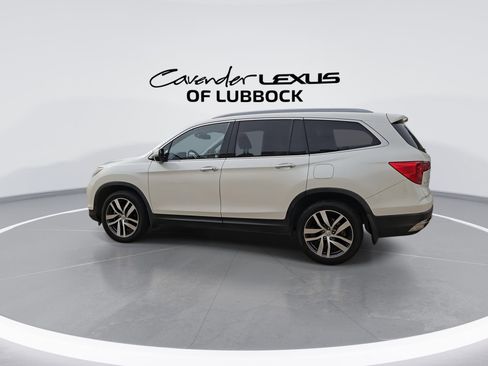 Used 2017 Honda Pilot Elite image 6