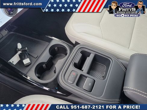 Certified 2025 Ford Mustang Mach-E Premium image 8