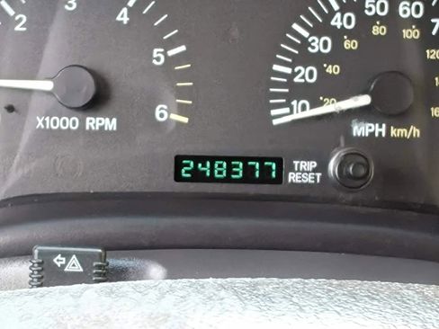Used 2000 Jeep Cherokee Sport AWD/4WD image 19