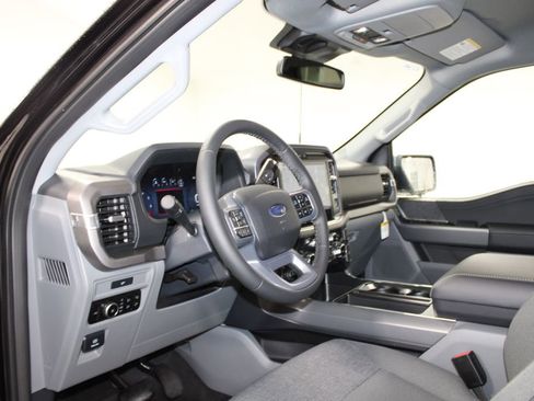 New 2026 Ford F150 XLT w/ Equipment Group 302A MID AWD/4WD image 23