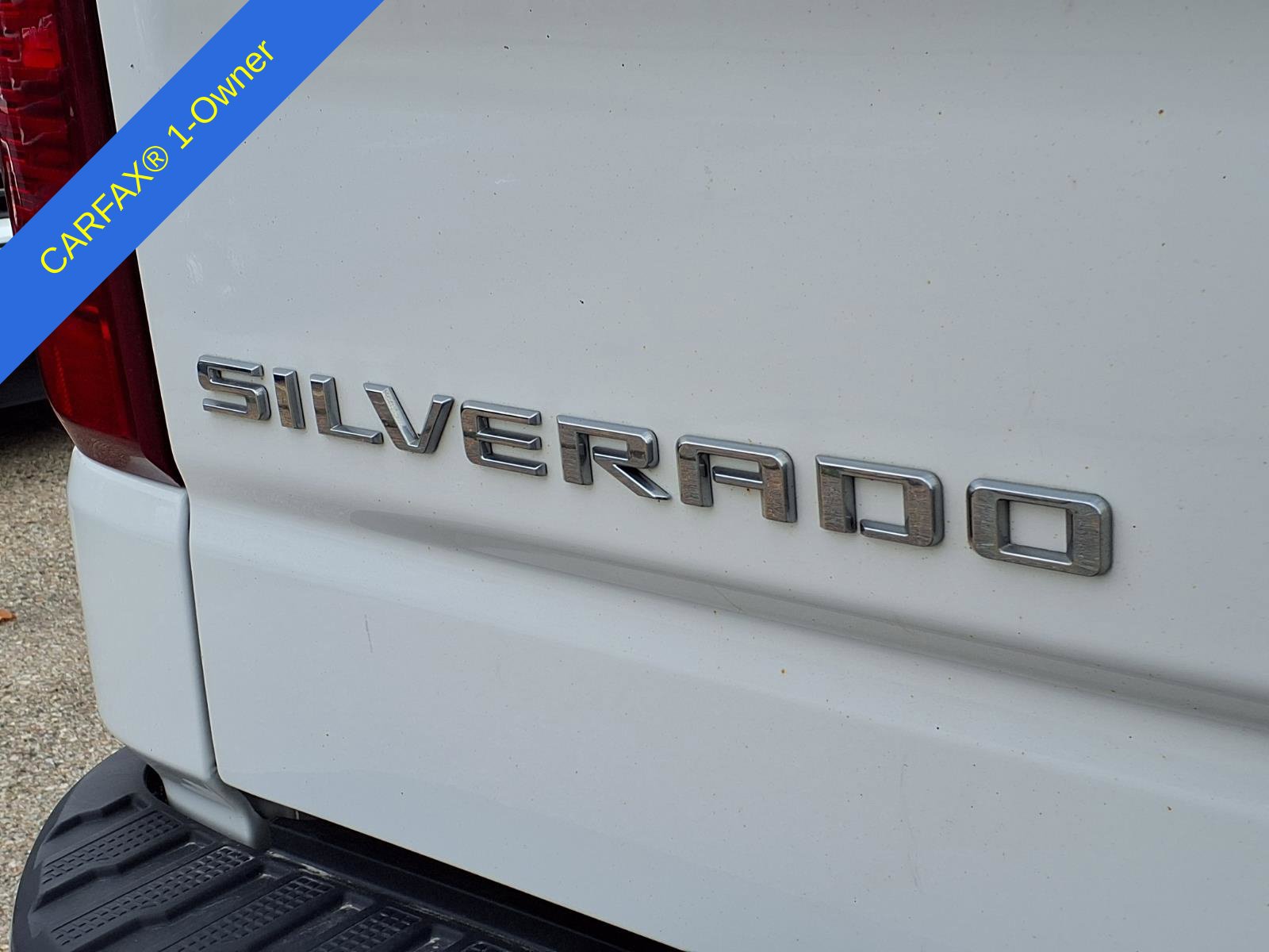 Used 2021 Chevrolet Silverado 1500 LT w/ Bed Protection Package AWD/4WD image 10
