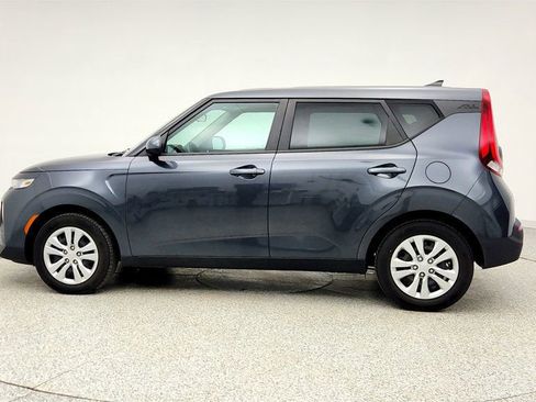 Used 2020 Kia Soul LX image 8