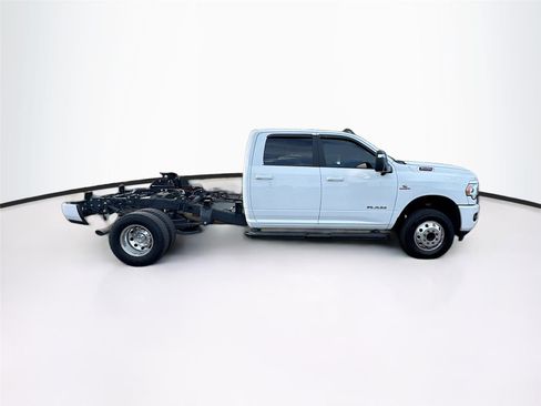 Used 2024 RAM 3500 Big Horn w/ Safety Group image 8