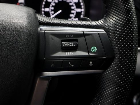 Used 2023 Mitsubishi Outlander SE image 31