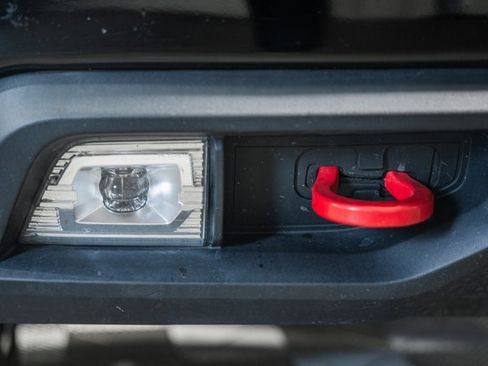 Used 2021 Chevrolet Silverado 1500 LT Trail Boss w/ Bed Protection Package image 15