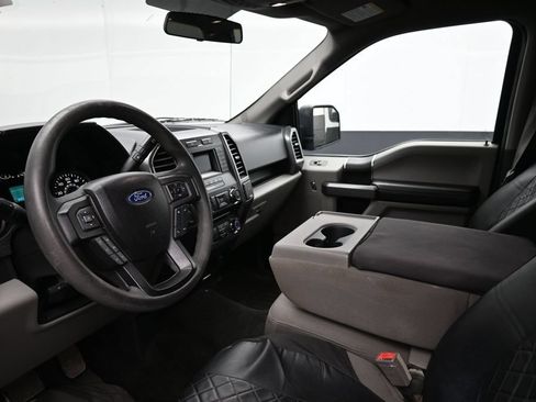 Used 2018 Ford F150 XLT AWD/4WD image 18