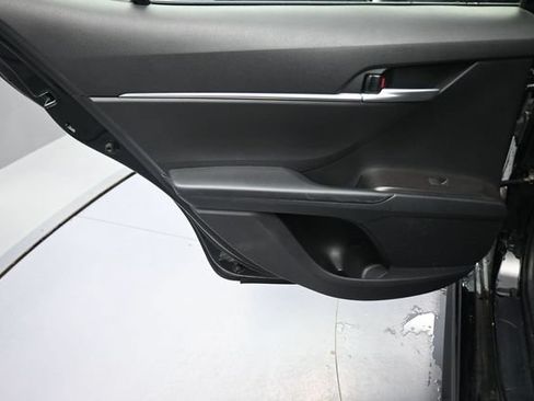 Used 2024 Toyota Camry SE FWD image 18