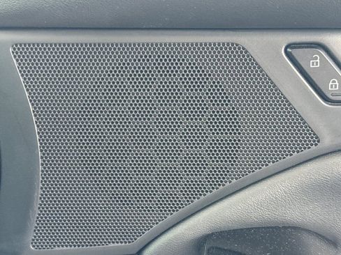 Used 2024 MAZDA MAZDA3 s FWD image 23