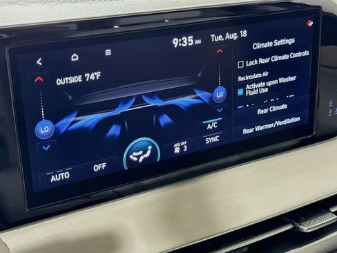 Certified 2024 Hyundai Palisade Limited AWD/4WD image 39