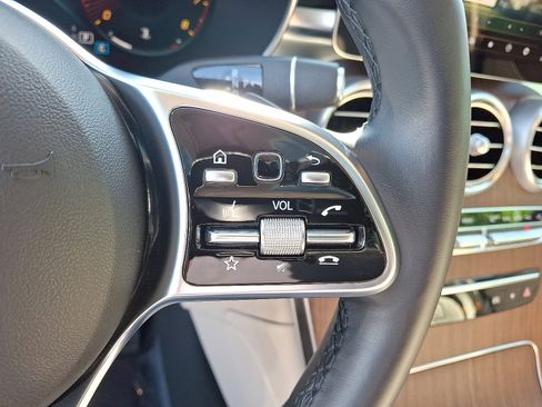Certified 2022 Mercedes-Benz GLC 300 4MATIC image 23