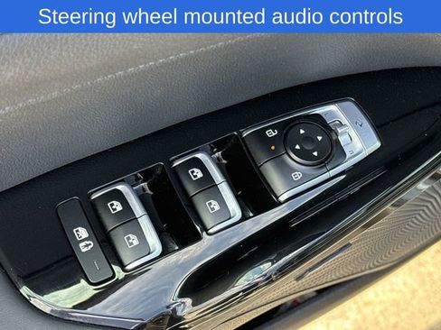 Used 2025 Kia K5 EX image 17