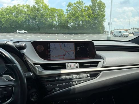 Used 2019 Lexus ES 350 w/ Premium Package FWD image 15