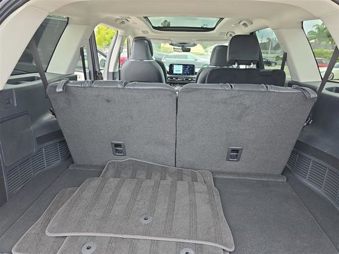 New 2025 Lincoln Aviator Reserve w/ Luxury Package image 32