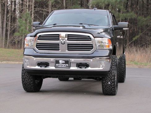 Used 2018 RAM 1500 Big Horn image 9