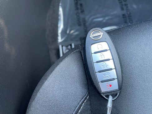 Used 2025 Nissan Altima 2.5 SV FWD image 25