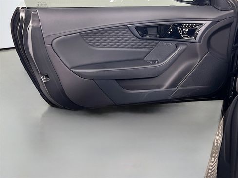 Used 2023 Jaguar F-TYPE R image 18