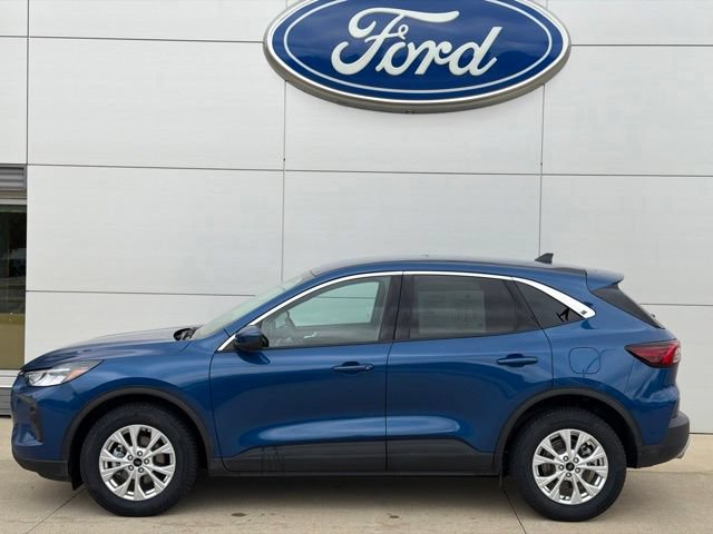 Certified 2023 Ford Escape Active w/ Tech Pack #2 AWD/4WD image 3