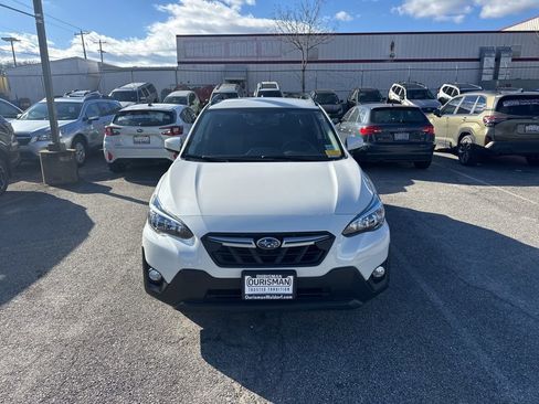 Used 2023 Subaru Crosstrek 2.0i Premium image 2