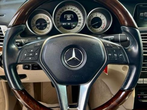 Used 2016 Mercedes-Benz E 400 Cabriolet image 11