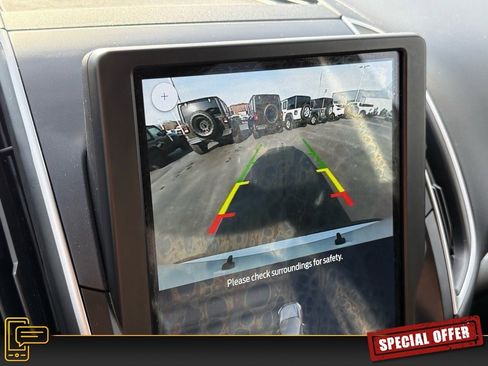 Used 2024 Ford Edge SEL image 22