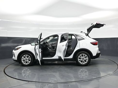 Certified 2023 Ford Escape Active FWD image 19