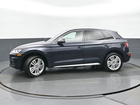 Used 2020 Audi Q5 2.0T Premium Plus w/ Premium Plus Package image 6