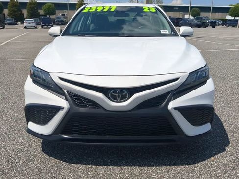 Certified 2023 Toyota Camry SE image 9