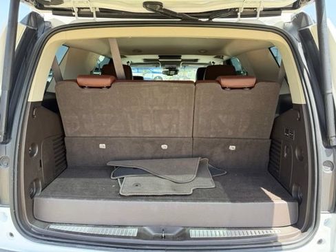Used 2018 Chevrolet Tahoe Premier AWD/4WD image 7