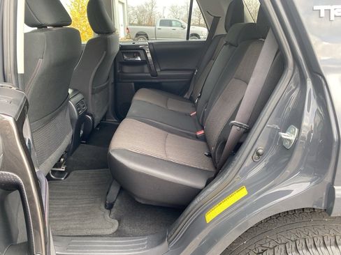 Used 2024 Toyota 4Runner TRD Off-Road image 12