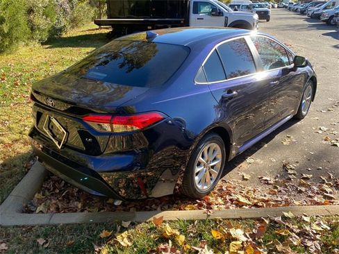 Used 2022 Toyota Corolla LE image 31