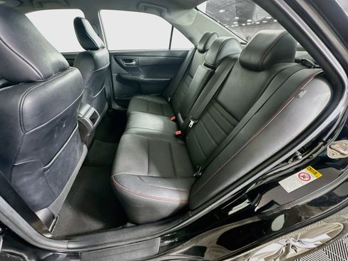 Used 2017 Toyota Camry SE FWD image 25