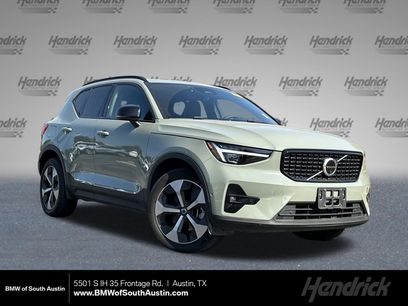 Used 2023 Volvo XC40 B5 Ultimate