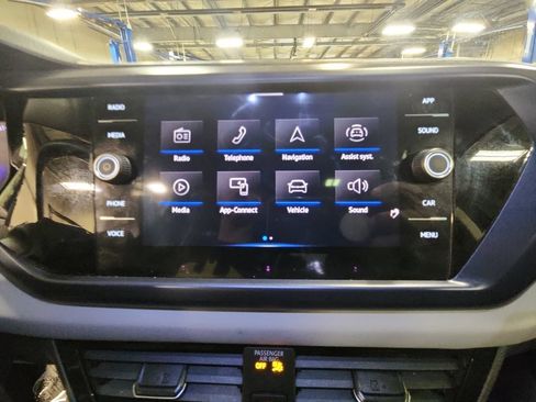Used 2022 Volkswagen Taos SE AWD/4WD image 18