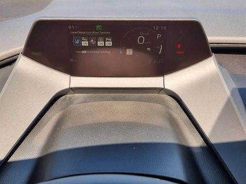 New 2026 Toyota Prius Plug-In Hybrid FWD image 11