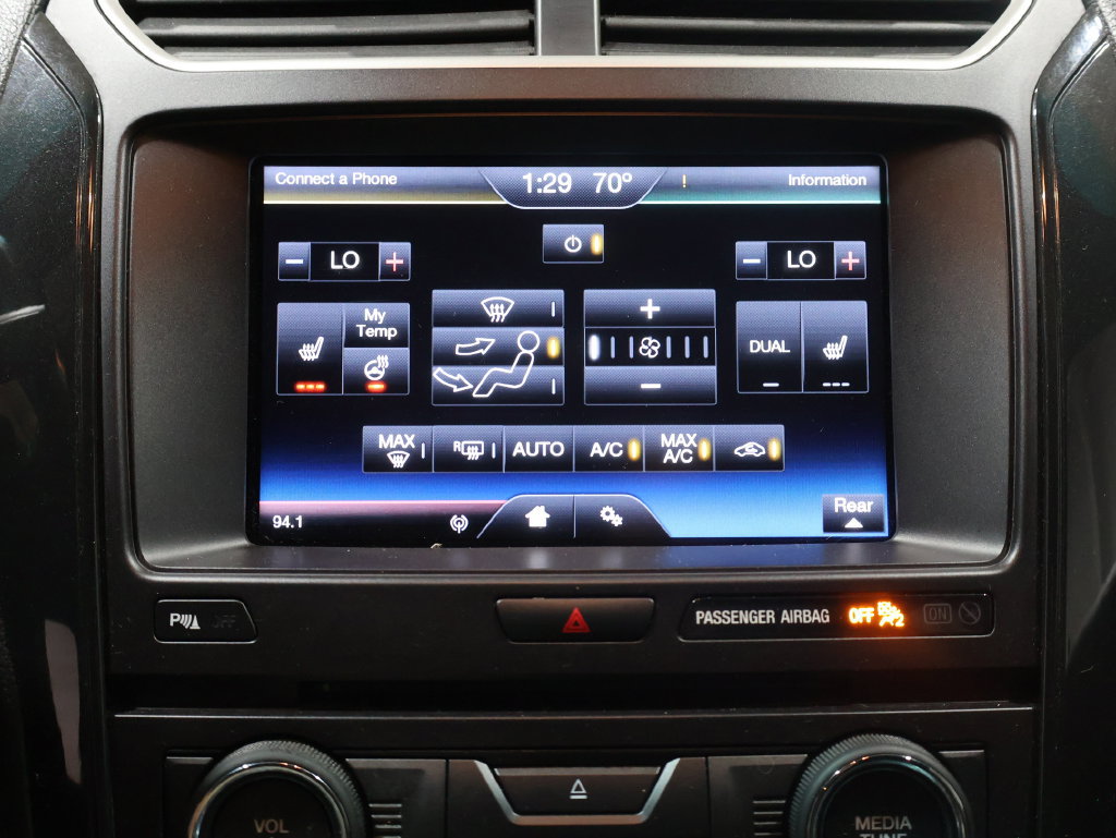 Used 2016 Ford Explorer XLT w/ Equipment Group 201A AWD/4WD image 30