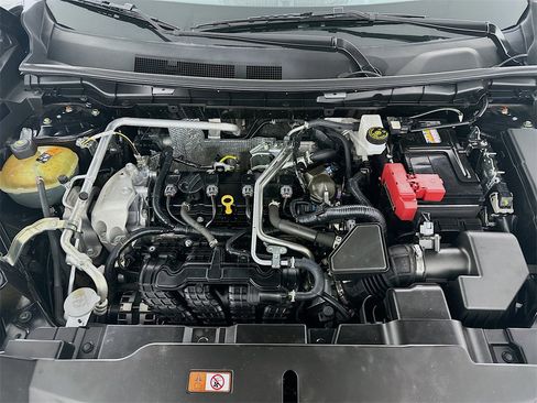 Used 2024 Mitsubishi Outlander ES image 30