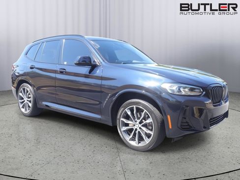 Used 2022 BMW X3 xDrive30i w/ M Sport Package 2 AWD/4WD image 3